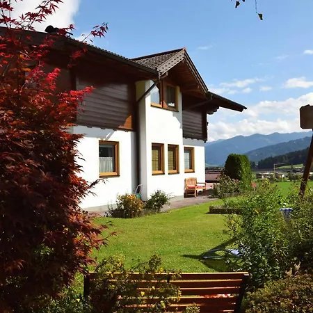 Steger Maria פלאכאו