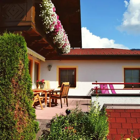 דירה Steger Maria *