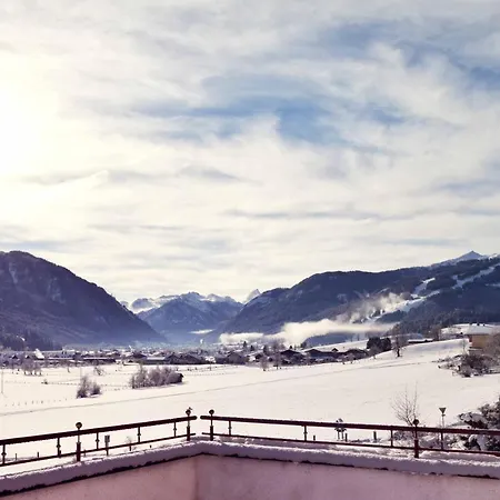 Steger Maria * פלאכאו