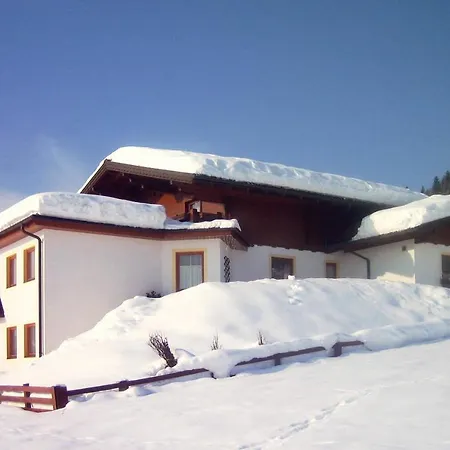 Steger Maria Apartmán *